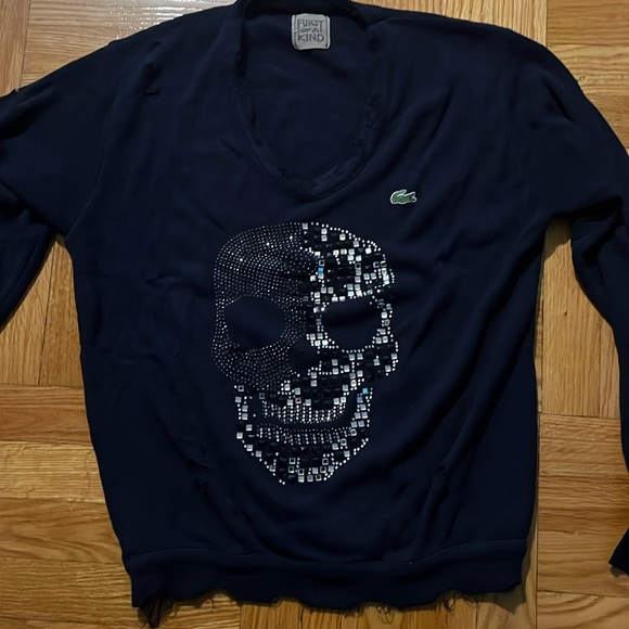 Distressed sweater - Picture 1 of 4